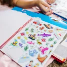 Melissa & Doug kreatív játék, újrahasználható matrica füzet, Mancs Őrjárat - Küldetések