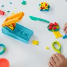 Play-Doh Fun Factory gyurmanyomó 3 tégely gyurmával kezdőszett