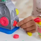 Play-Doh Swirlin' Smoothies turmixgép 5 tégely gyurmával játékszett