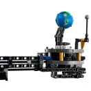 LEGO® Technic 42179 A Föld és a körülötte keringő Hold