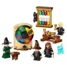 LEGO® Harry Potter 76460 Roxfort kastély: A Teszlek Süveg kiválasztási ceremóniája