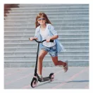 Összecsukható roller, fekete-rózsaszín