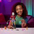 Monster High baba kiskedvenccel - Jinafire Long