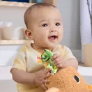 Fisher-Price Sensimals Kedves Kapibari szenzoros fejlesztő plüss