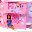 Barbie Dream Land - Álomnyaraló játékszett babával