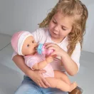 Nenuco Sára interaktív baba kiegészítőkkel, 11 funkcióval