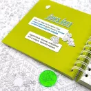 MicroMacro Junior: Bajkeverők kíméljenek! - kooperatív társasjáték