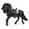 Schleich 42707 Pura Raza Espanola csődör nyereggel és kantárral
