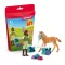Schleich 42756 Pocket Set - Horse Club Edzés szett Tennessee Walker csikóval