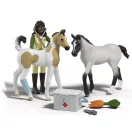 Schleich 42777 Horse Club Sarah elsősegély szett