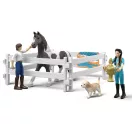 Schleich 42799 Horse Club Kim lovastorna szettje