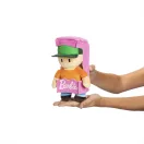 Stumble Guys x Barbie plüss figura, 20 cm - 4 féle