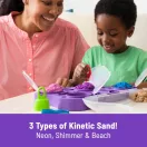 Kinetic Sand Hordozható táskában, 5 féle homokgyurmával