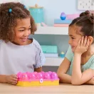 Hatchimals Alive! Tojástartó szett 5 kikelő tojással, meglepetésekkel