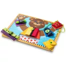 Melissa & Doug Készségfejlesztő tábla, Tanuló maci, öltözködés
