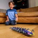HexBots Százlábú távirányítóval