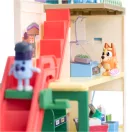 Bluey Szupermarket játékszett Bluey és Bingo figurával, hangosbemondóval