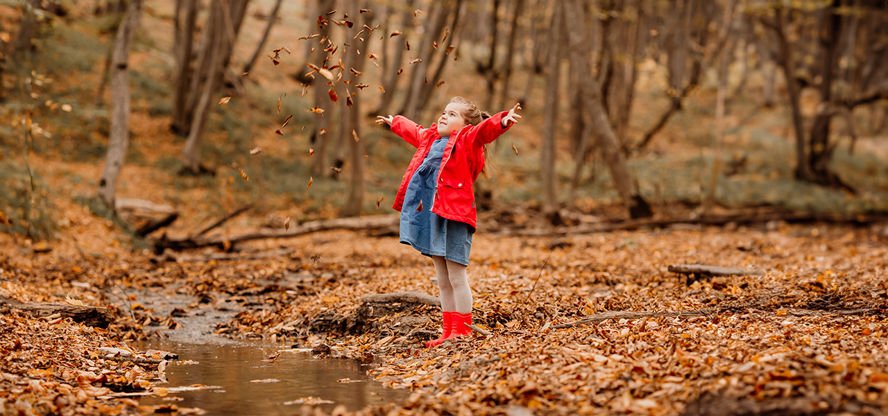 A természet gyógyító ereje: Hogyan segíti az őszi természet a gyerekek mentális egészségét?