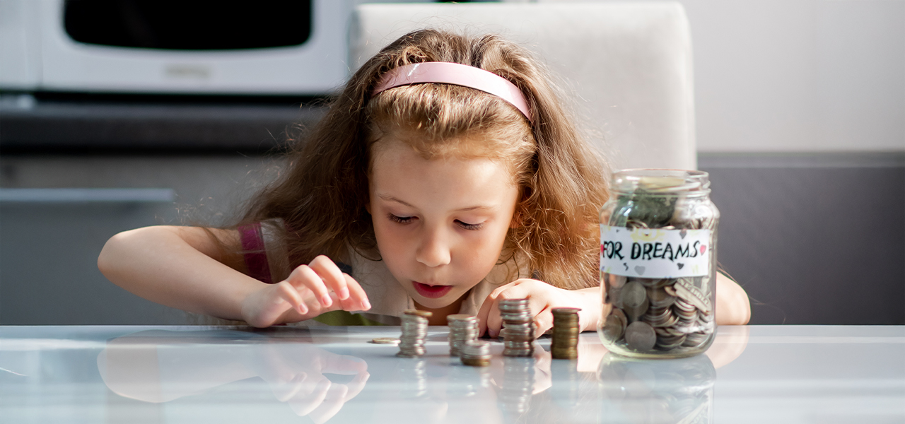 Black Friday okosan: hogyan tanítsd a pénz értékére és a tudatos vásárlásra a gyerekedet?